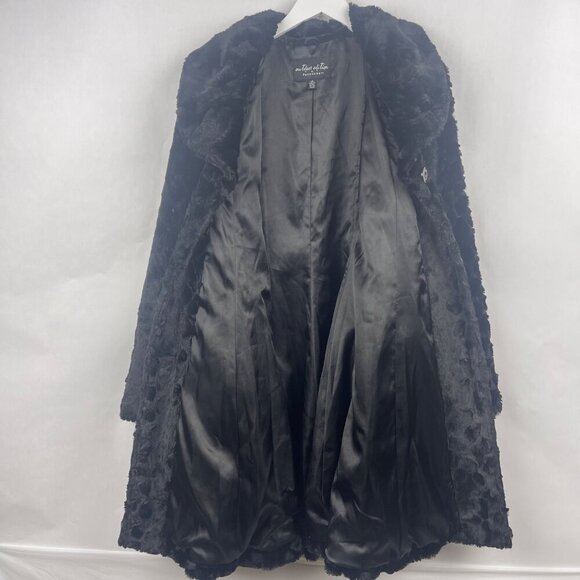 Outdoor Edition By Parkhurst Long Black Faux Fur Coat With Button Closure - Picture 12 of 14